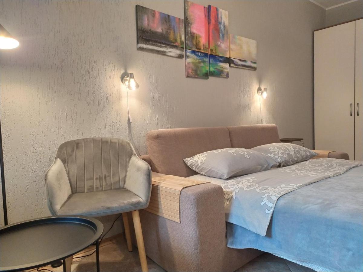 Great View Apartaments Near Lavra Kiev Esterno foto